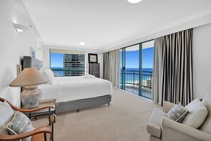 3 عدّة غرف نوم ومكواة/لوح كي وواي فاي وملاءات أسرّة