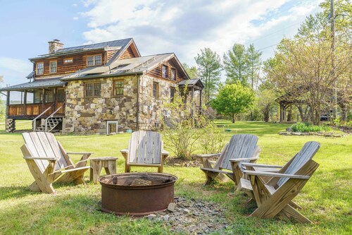 Hummingbird's Rest - Wine Country Cabin Retreat