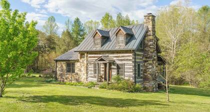 Hummingbird's Rest - Wine Country Cabin Retreat