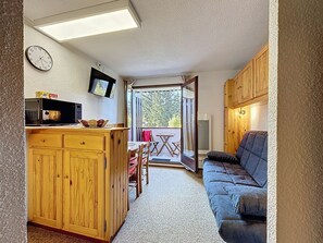 TV - Résidence des Montagnes by Interhome (Bellevaux)