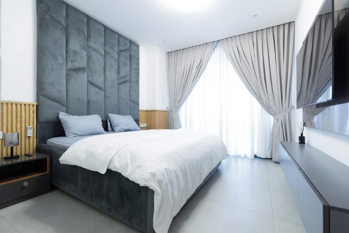 Appartement Luxe, vue ville | Fer et planche à repasser, Wi-Fi gratuit
