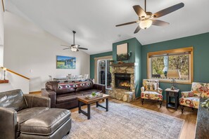 Smart-TV og DVD-spiller