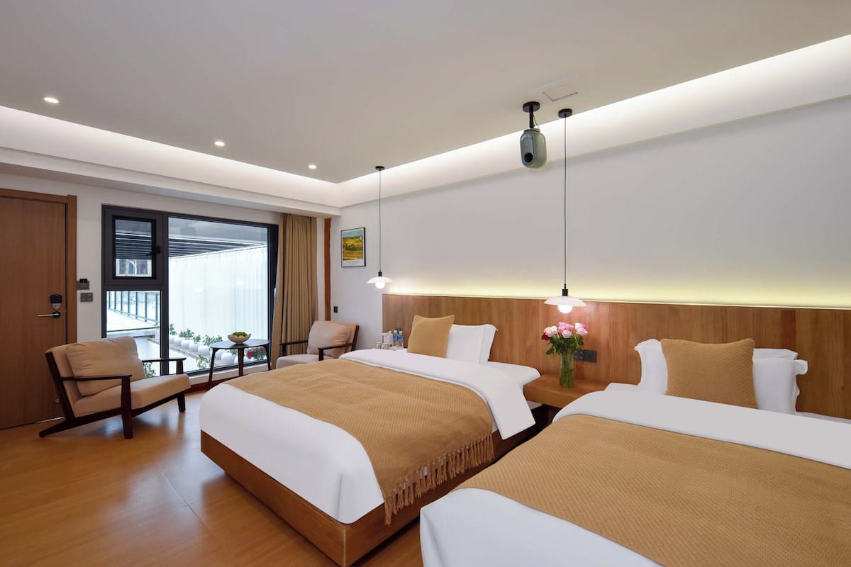 Standard Twin Room, Hill View | Desk, laptop workspace, blackout drapes, free WiFi