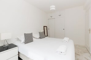 1 bedroom, iron/ironing board, Internet, bed sheets