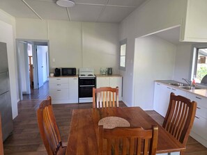 ميكروويف، فرن، موقد طهي مسطح