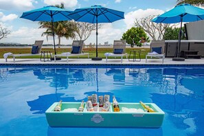 Immagine non classificata, 2 di 91, pulsante