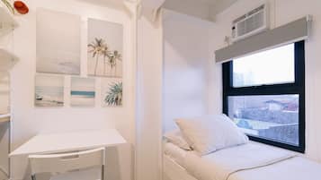 Desk, laptop workspace, free WiFi
