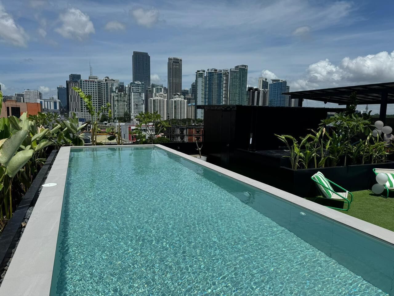 Rooftop pool