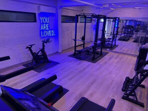 Gym - Canopyproperties (Makati City)