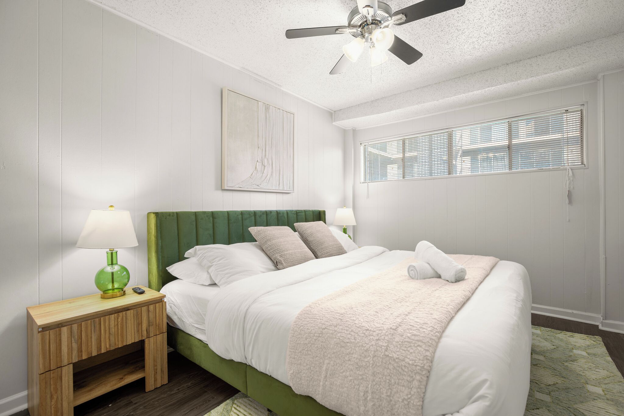 1 多间卧室、办公桌、熨斗/熨衣板、免费 WiFi