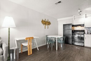 Interior - Cozy Studio Walk to UT & Moody 7 Min to ACL (Austin)