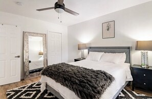 3 soverom, strykejern/-brett, wi-fi og sengetøy