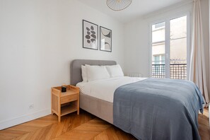 1 chambre, fer et planche à repasser, Wi-Fi, draps fournis