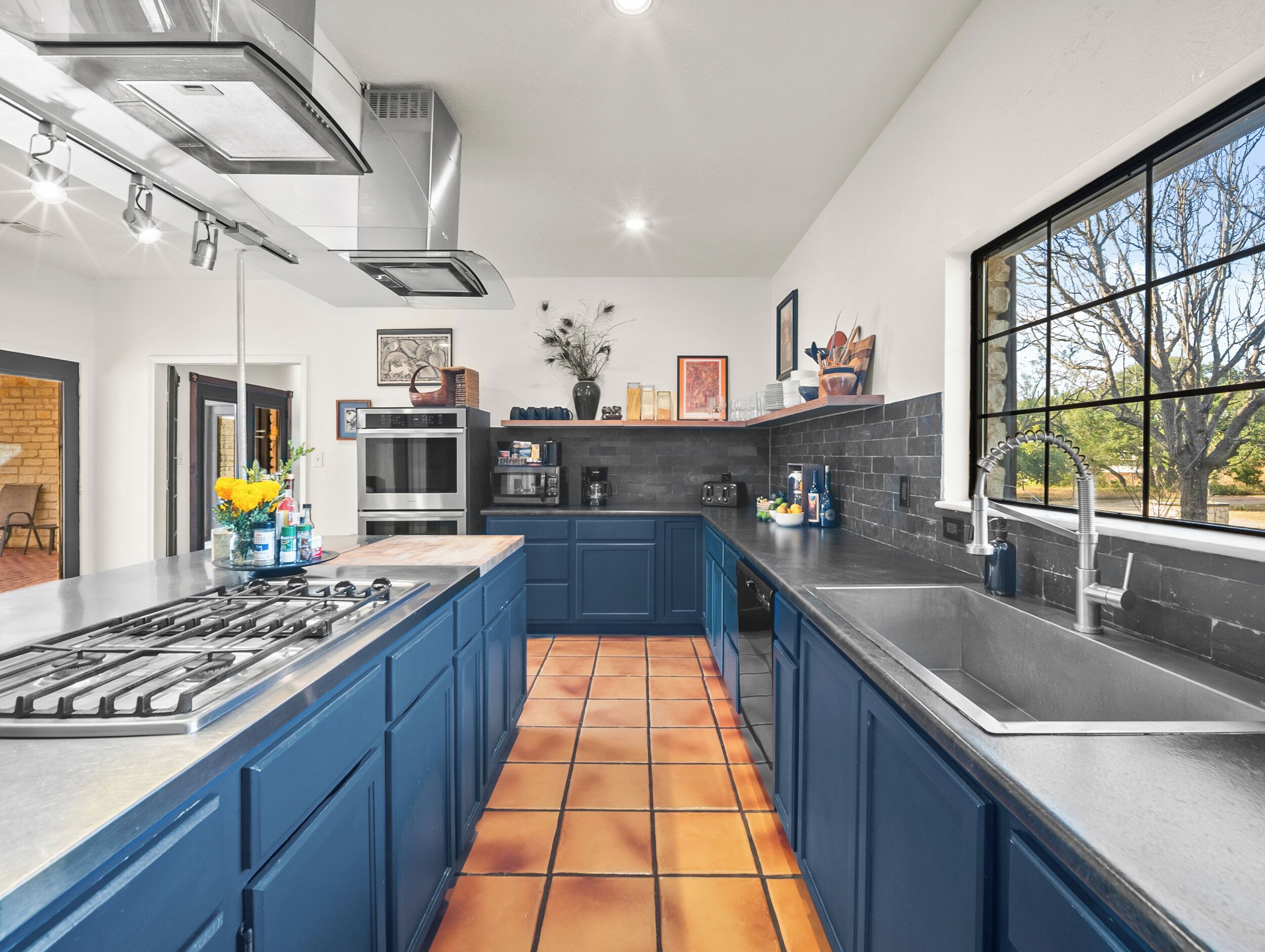 Mikrowelle, Ofen, Herdplatte, Geschirrspüler