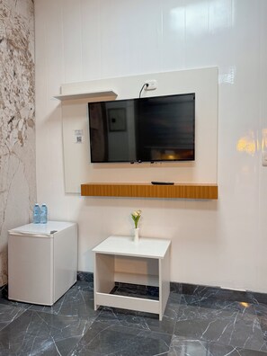 Habitación clásica doble | Espacio para trabajar con un portátil y wifi gratis