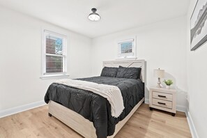 3 chambres, fer et planche Ă repasser, Wi-Fi, literie fournie