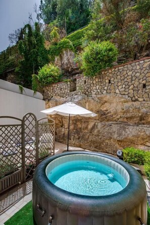 Bain à remous privé