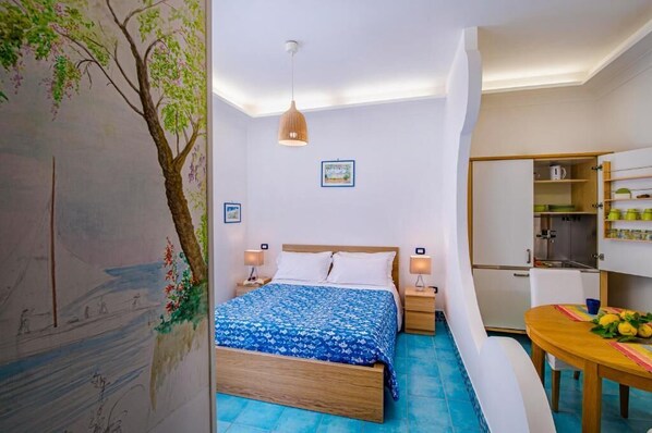 Junior Suite | Blackout drapes, free WiFi