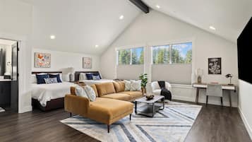 4 chambres, bureau, fer et planche à repasser, lit parapluie