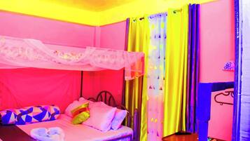 Deluxe Single Room | Free WiFi, bed sheets