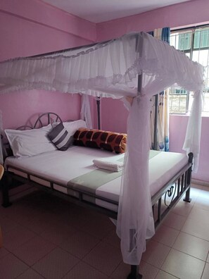 Deluxe Double Room | Free WiFi, bed sheets