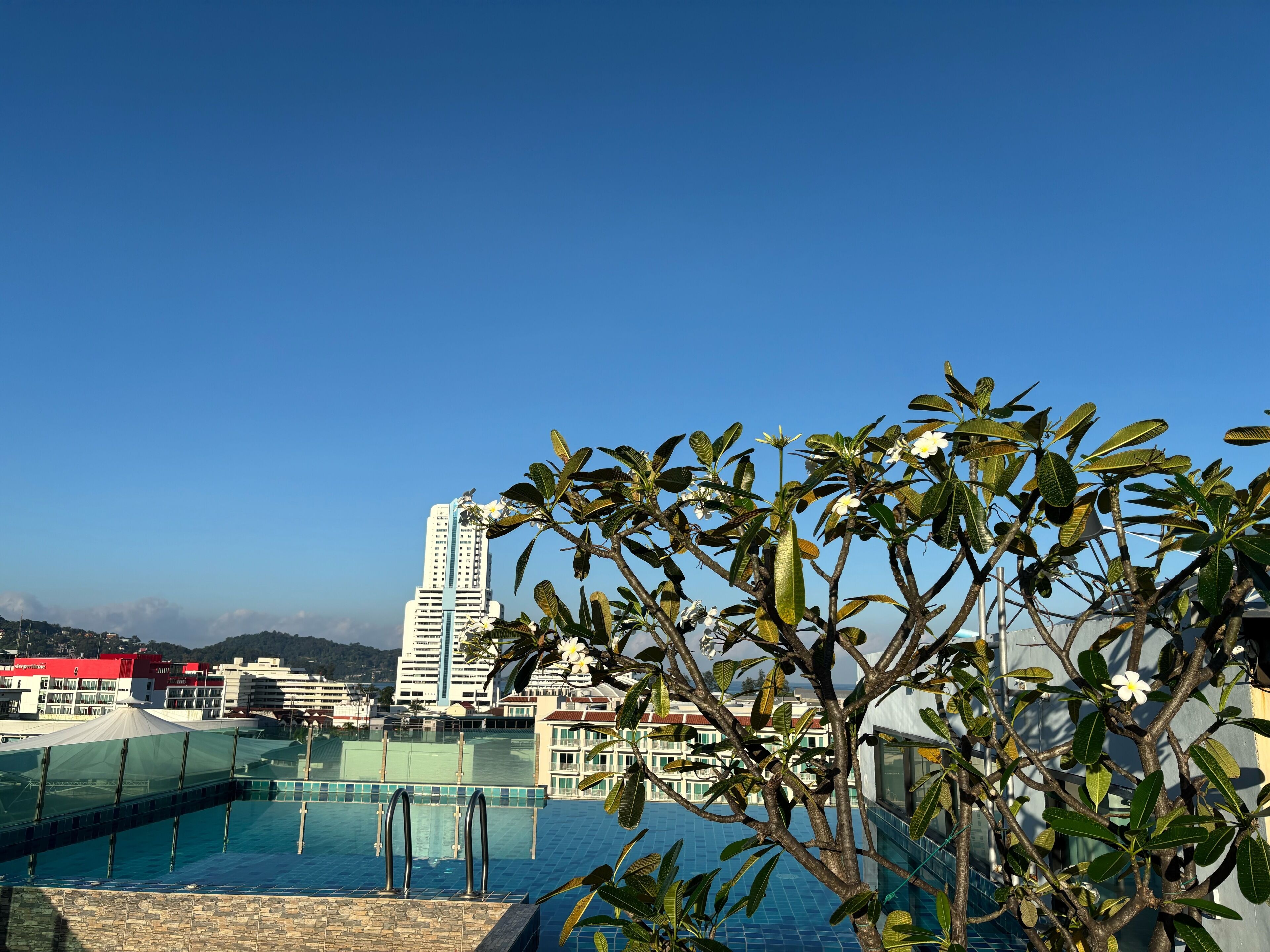 Piscina externa sazonal