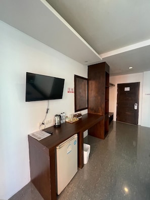 Quarto superior, sacada, vista para a cidade | Wi-Fi de cortesia