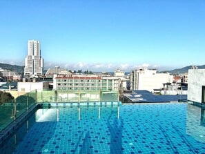 Seasonal outdoor pool - Doze Bangla (Patong)