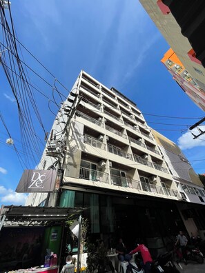 Exterior - Doze Bangla (Patong)