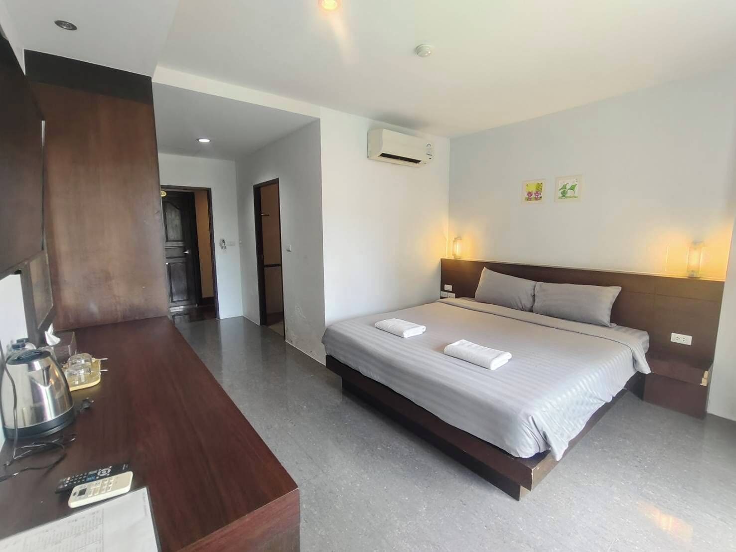 Quarto luxo, sacada, vista para a montanha | Wi-Fi de cortesia