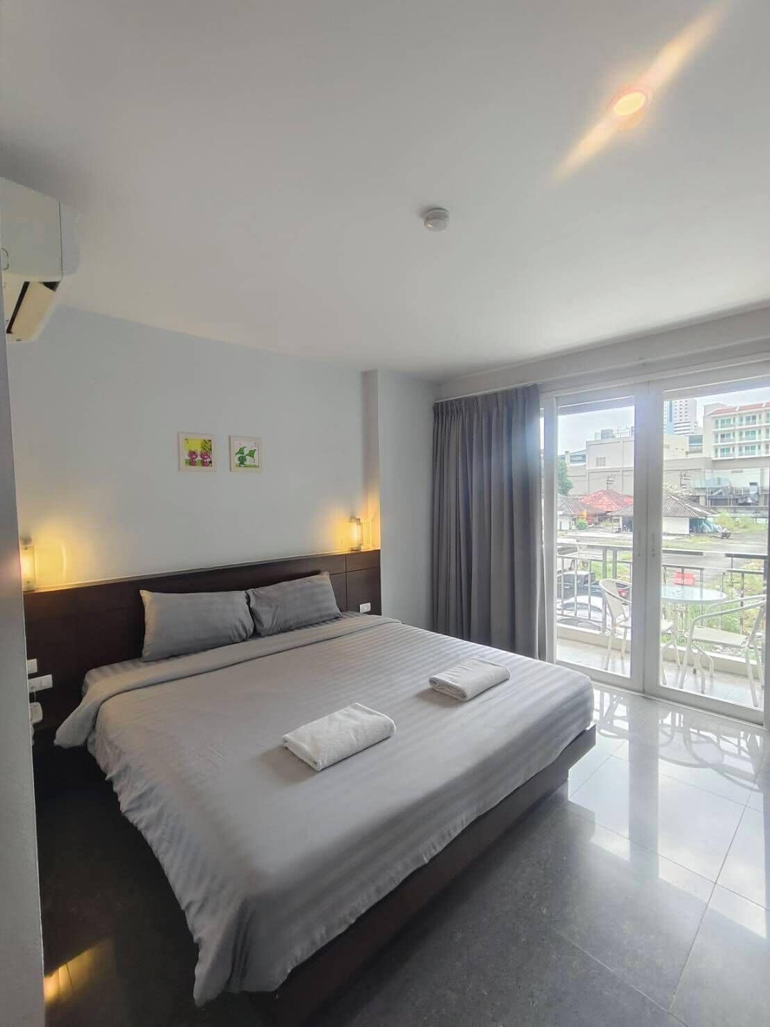 Superior Room, Balcony, City View | Free WiFi
