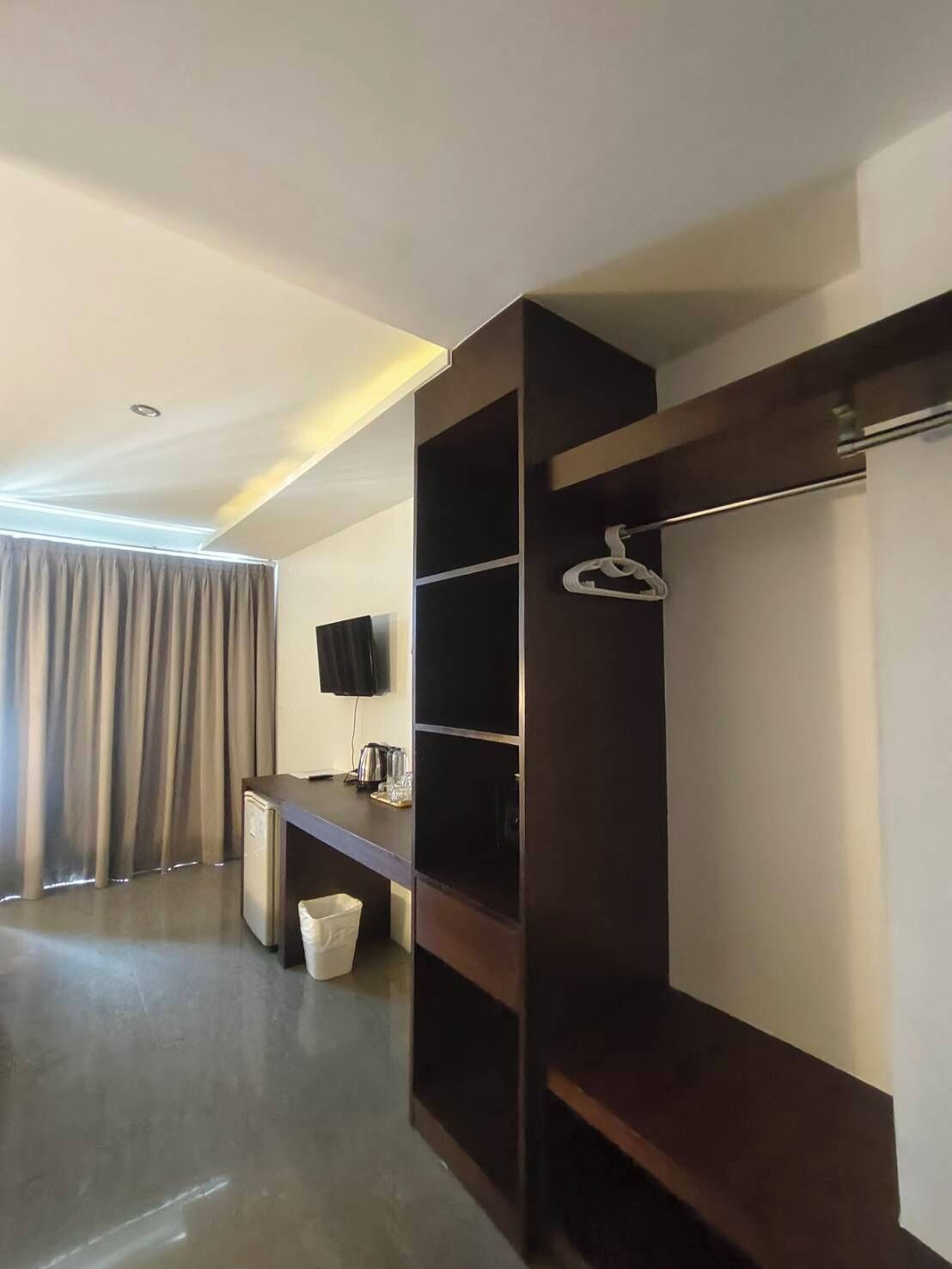 Quarto luxo, sacada, vista para a montanha | Wi-Fi de cortesia