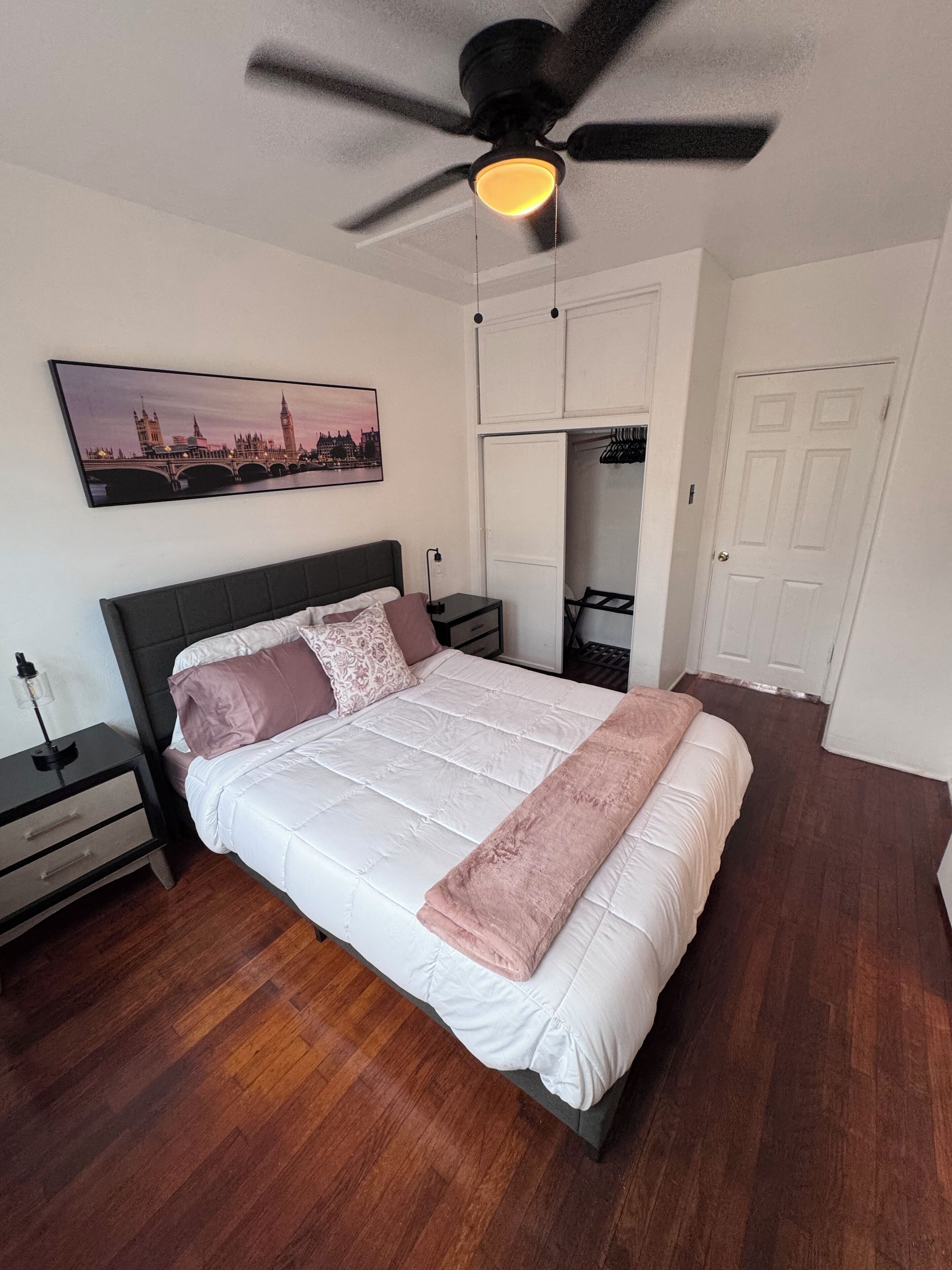 1 Schlafzimmer, Bügeleisen/Bügelbrett, kostenloses WLAN, Bettwäsche