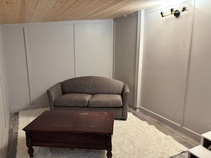 TV - Downtown Seattle is a ferry ride away.
Walk on and be in Seattle in 20 minutes (Port Orchard)