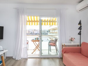 Living area - Palau del Mar by Interhome (L'Escala)