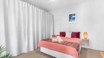 Superior Apartment, Kitchen, City View | Blackout drapes, iron/ironing board, free WiFi