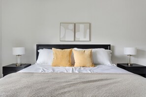 Fer et planche à repasser, Wi-Fi, draps fournis