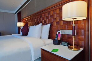 Luxury Double Room, Garden View | In-room safe, iron/ironing board, free WiFi