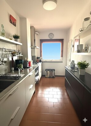 Fridge, microwave, oven, stovetop - Villa with pool and terrace sea view | V02 (Imperia)
