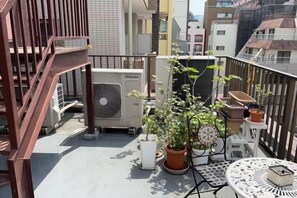 Khu ẩm thực ngoài trời