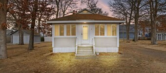 Charming 3-bedroom house in Wareham by the water