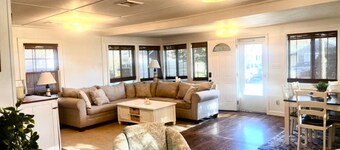 Relaxing 3-bedroom house in Wareham by the water