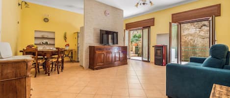 Family Apartment | Living area