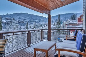 Property grounds - Old Town Escape | Ski Access + Theater + Hot Tub (Park City)