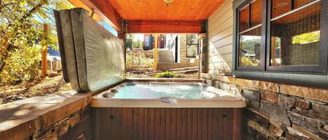 مغطس سبا خارجي