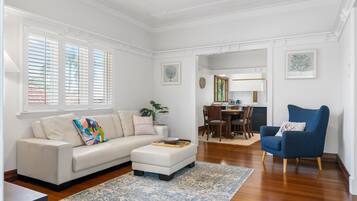 Apartment | Living area