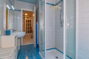 Shower, hair dryer