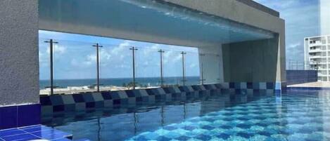 Piscina a l'aire lliure