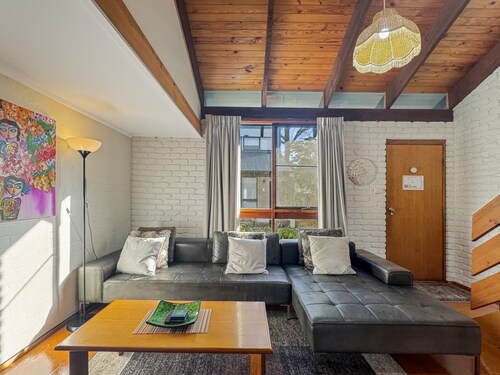 'broulee Break' -2-bed Beach House With Games Room