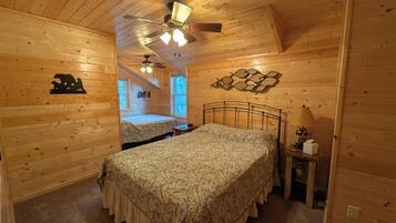 3 bedrooms, iron/ironing board, travel crib, free WiFi